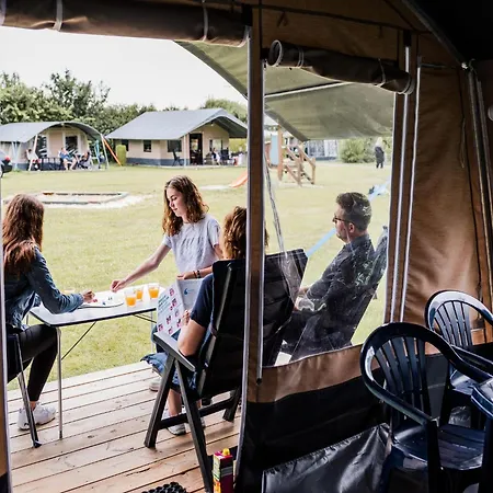 Tente de luxe Tent In Near Forest, Cleaning Included